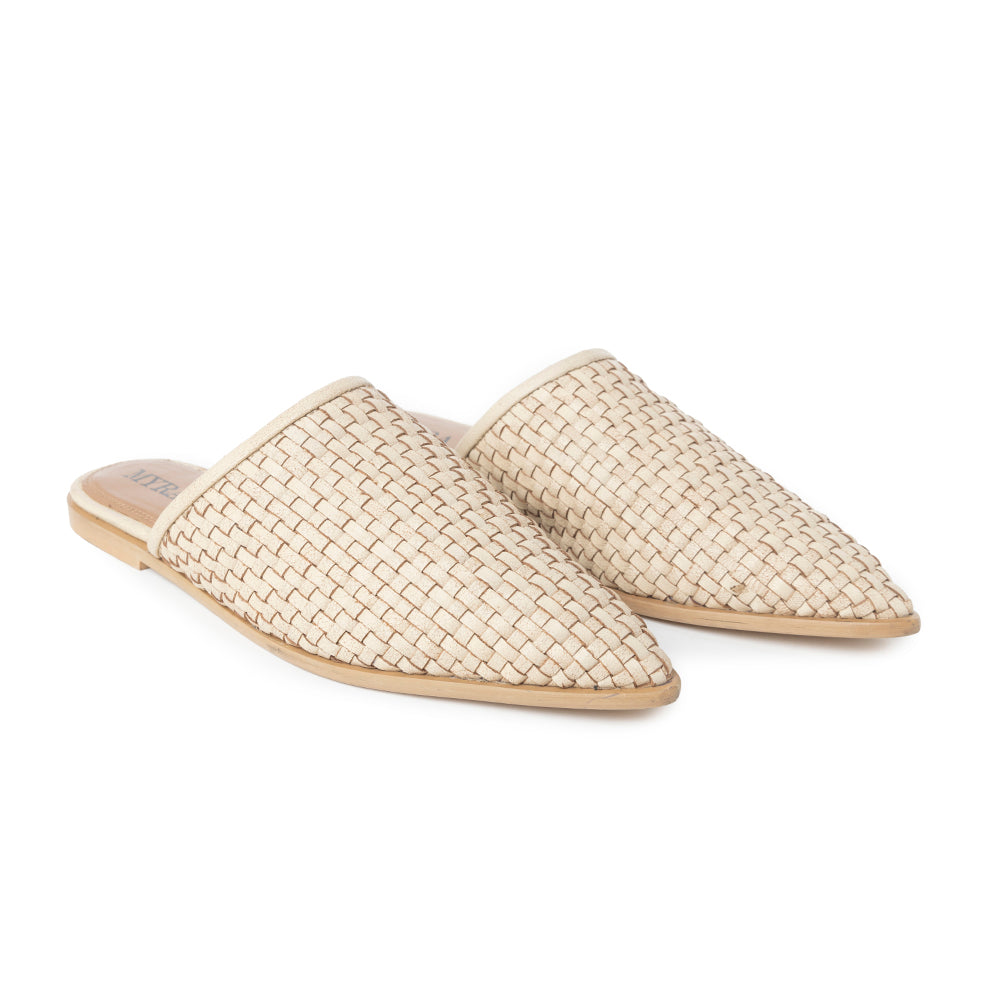 MYRA Spurloom Braided Sandals
