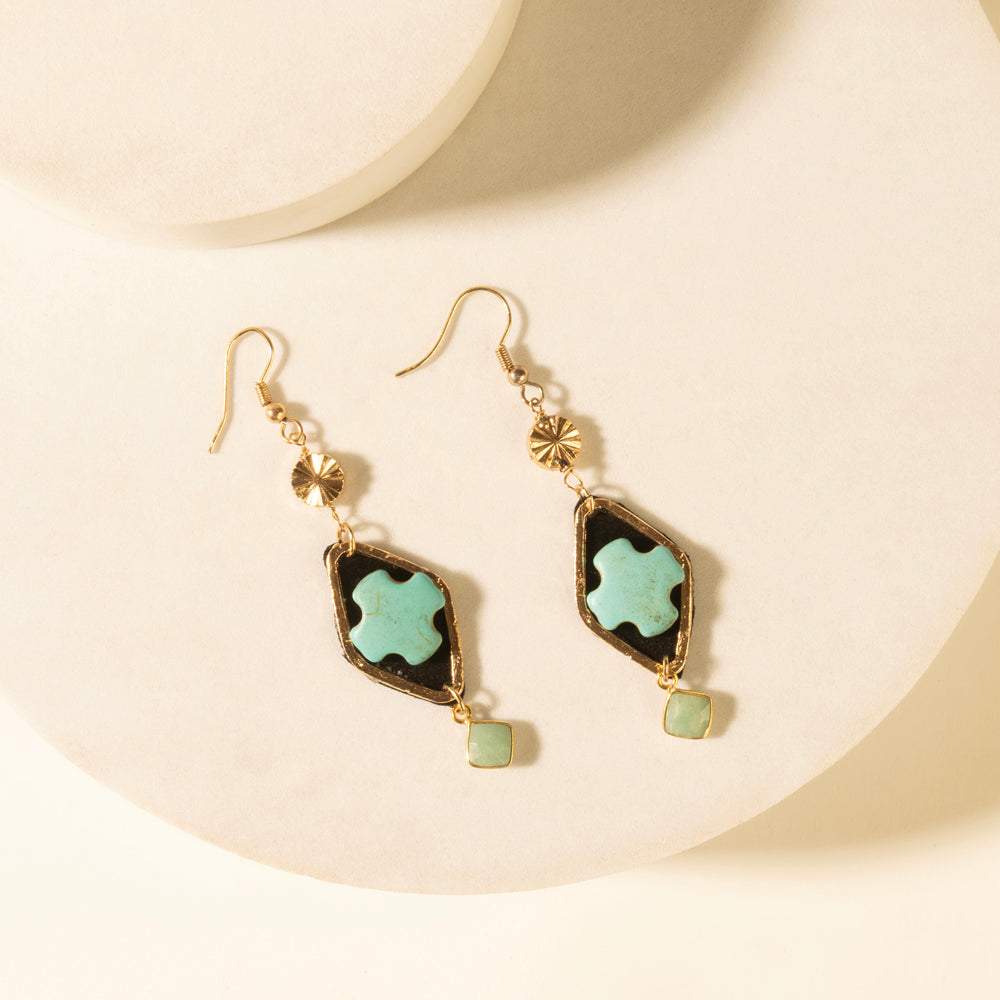 MYRA Four Trails Clover Earrings