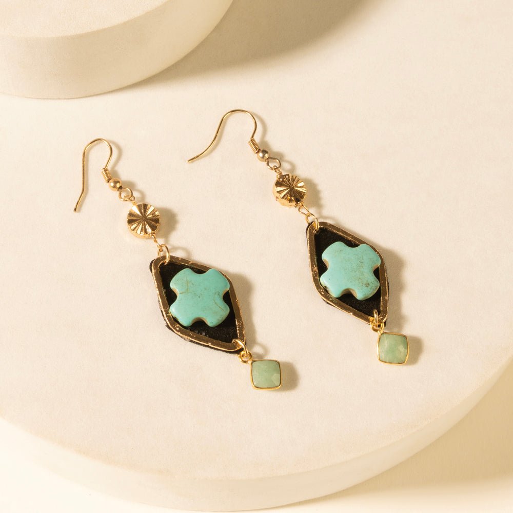 MYRA Four Trails Clover Earrings