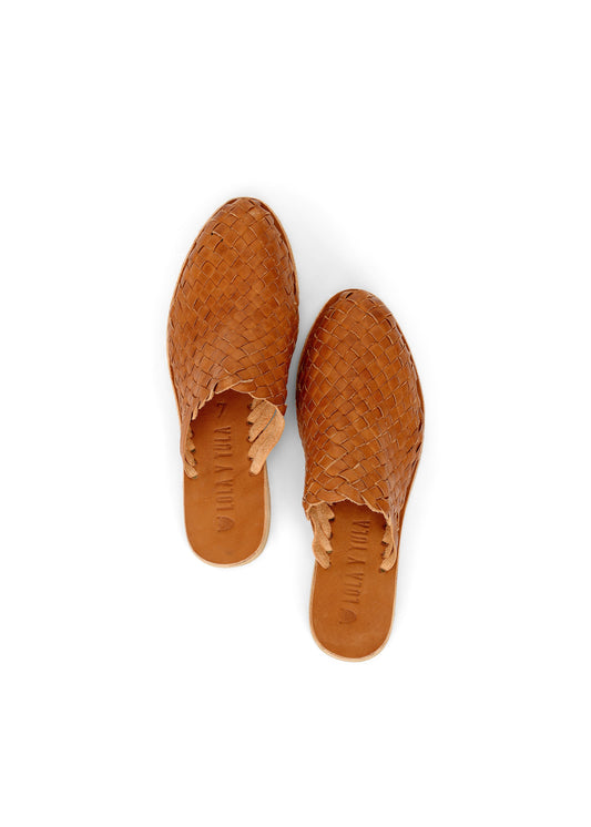 LOLA Y TULA Hand Woven Leather Slides Camel